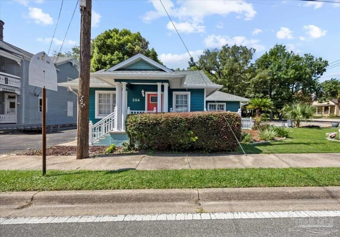 Photo of Listing #677376