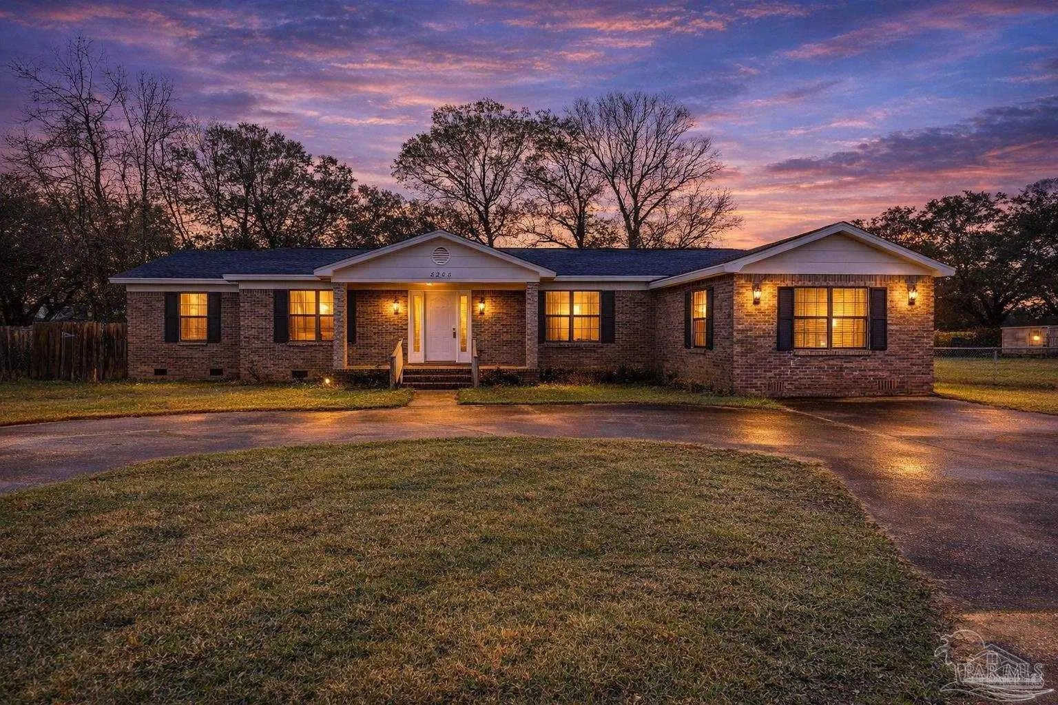 Photo of Listing #680053