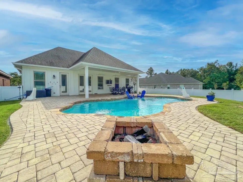 Photo of Listing #676473