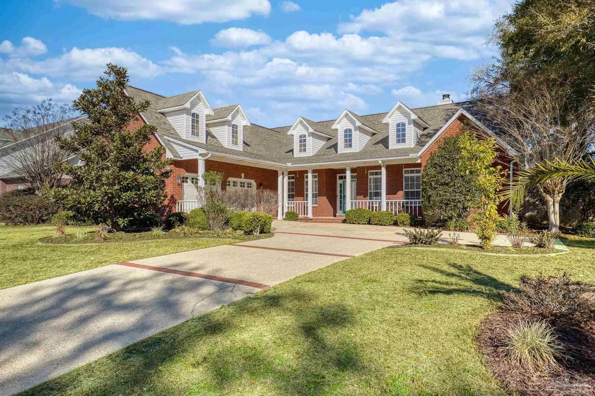 Photo of Listing #676947