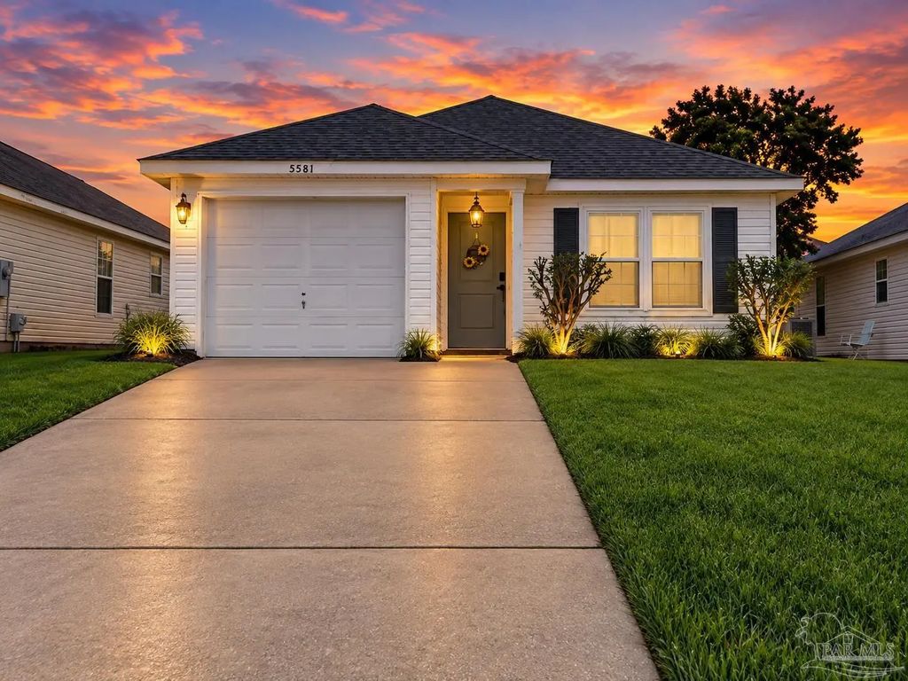 5581 Shadow Shore Pl, Gulf Breeze