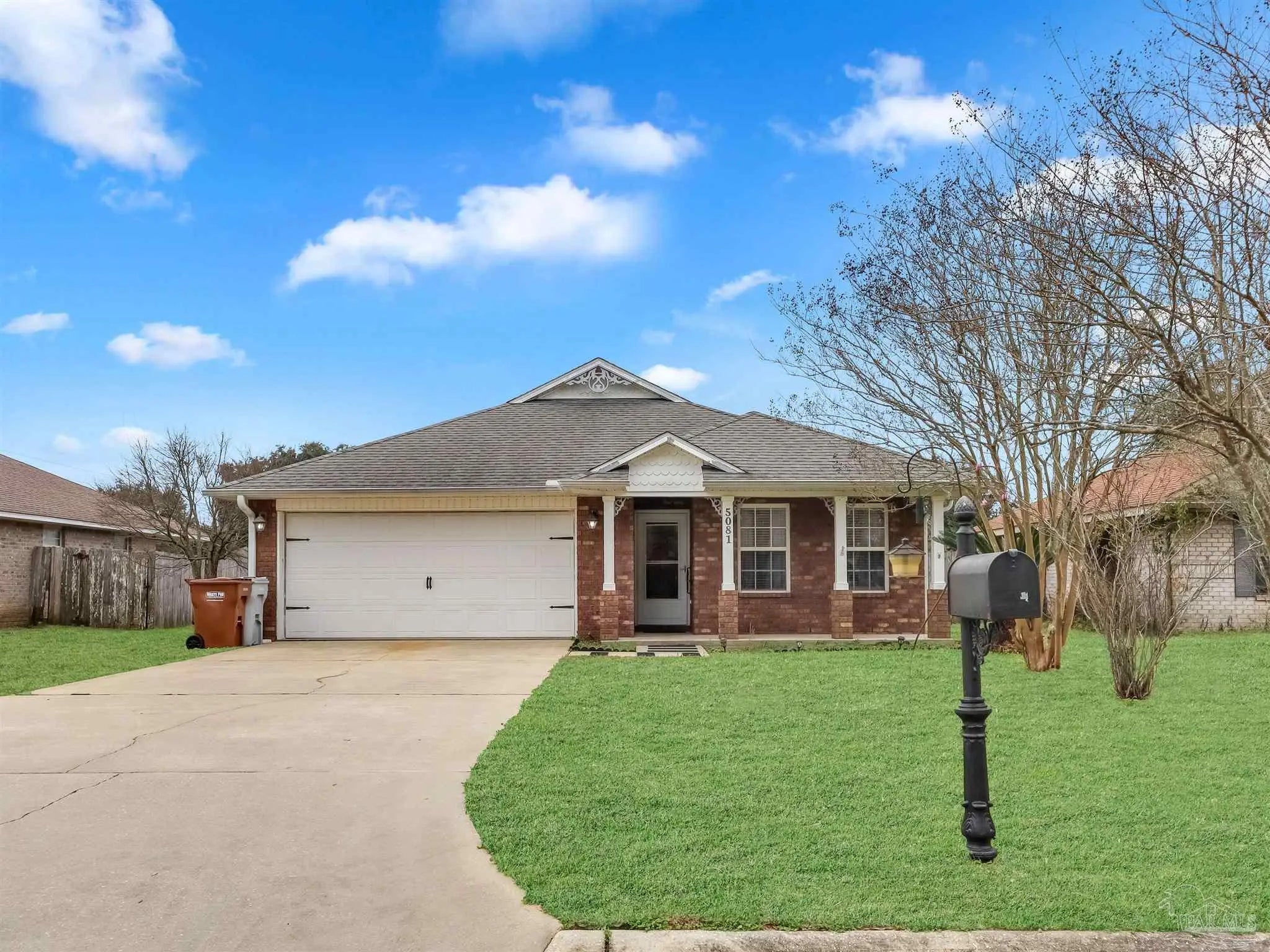 Photo of Listing #678190