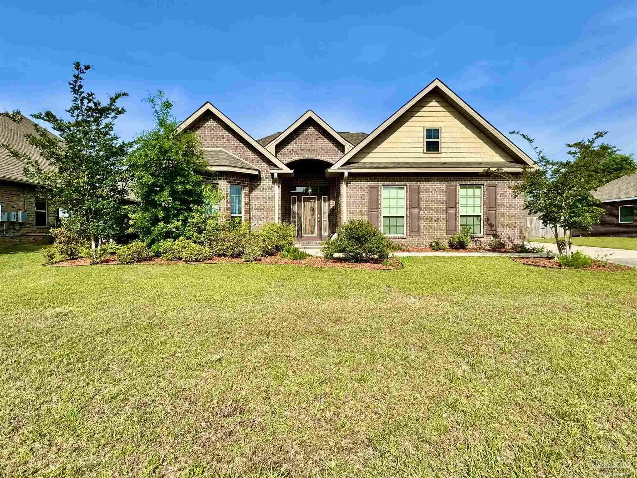 Photo of Listing #678825