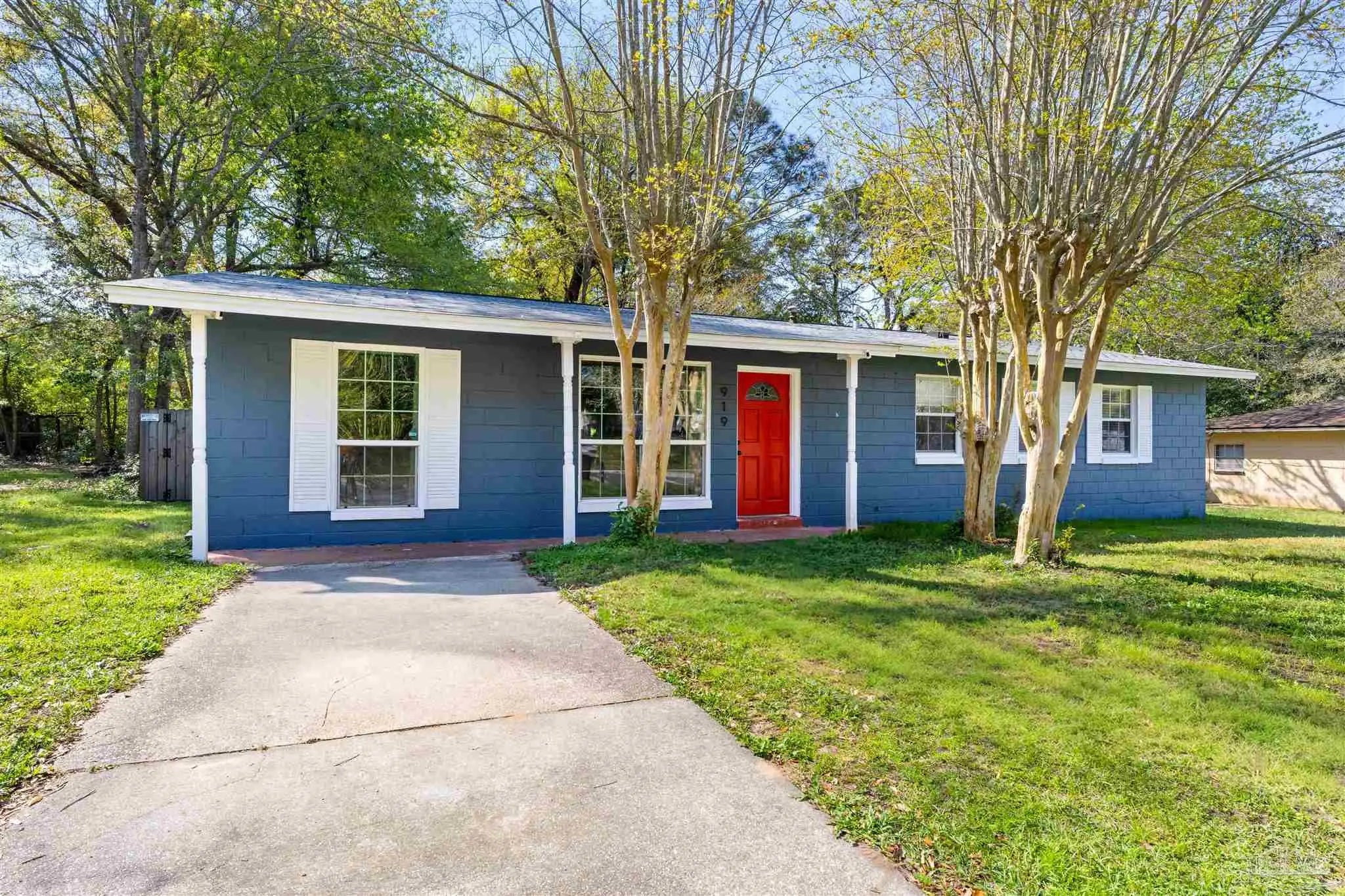 Photo of Listing #679609