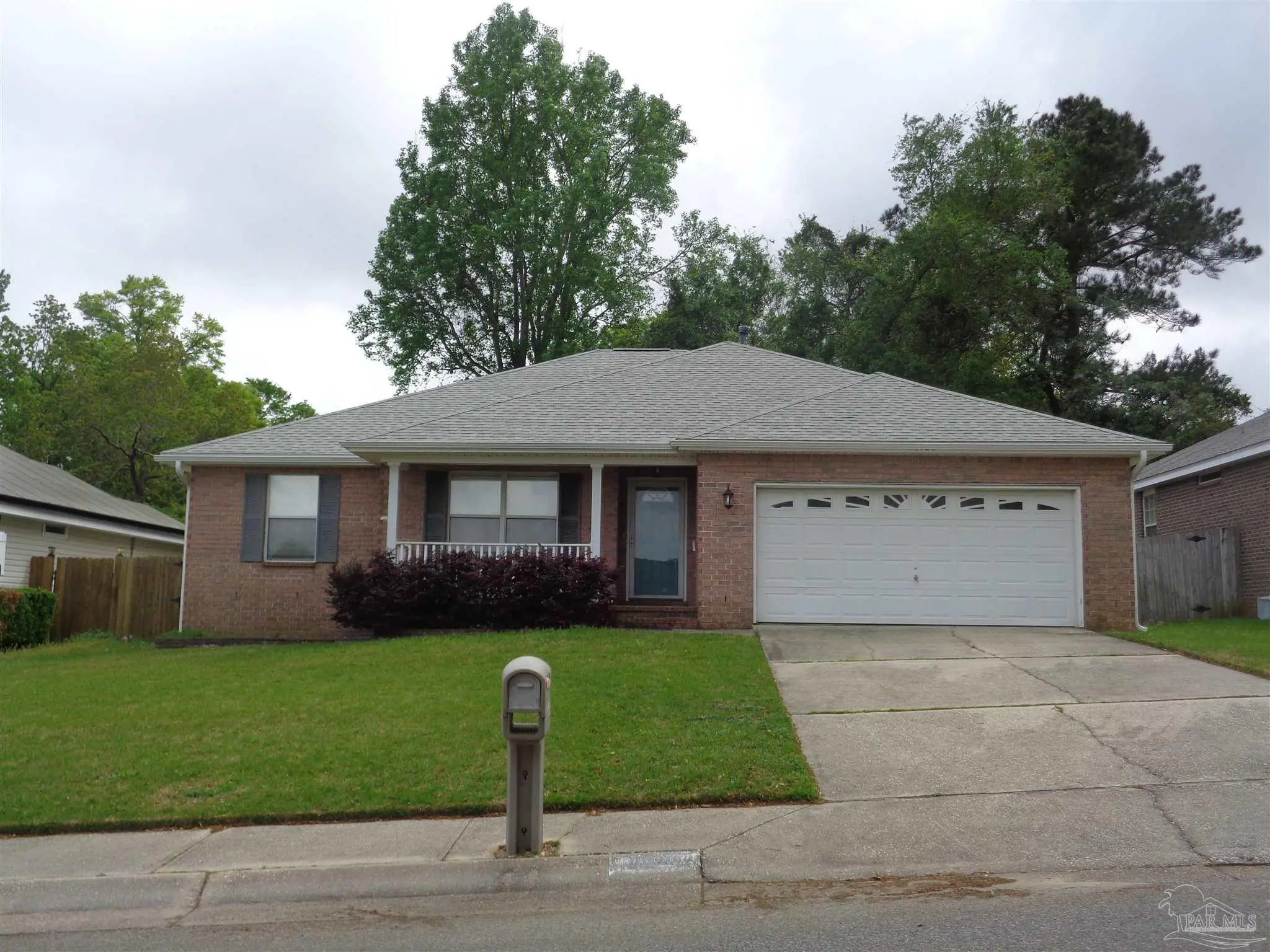 Photo of Listing #680161