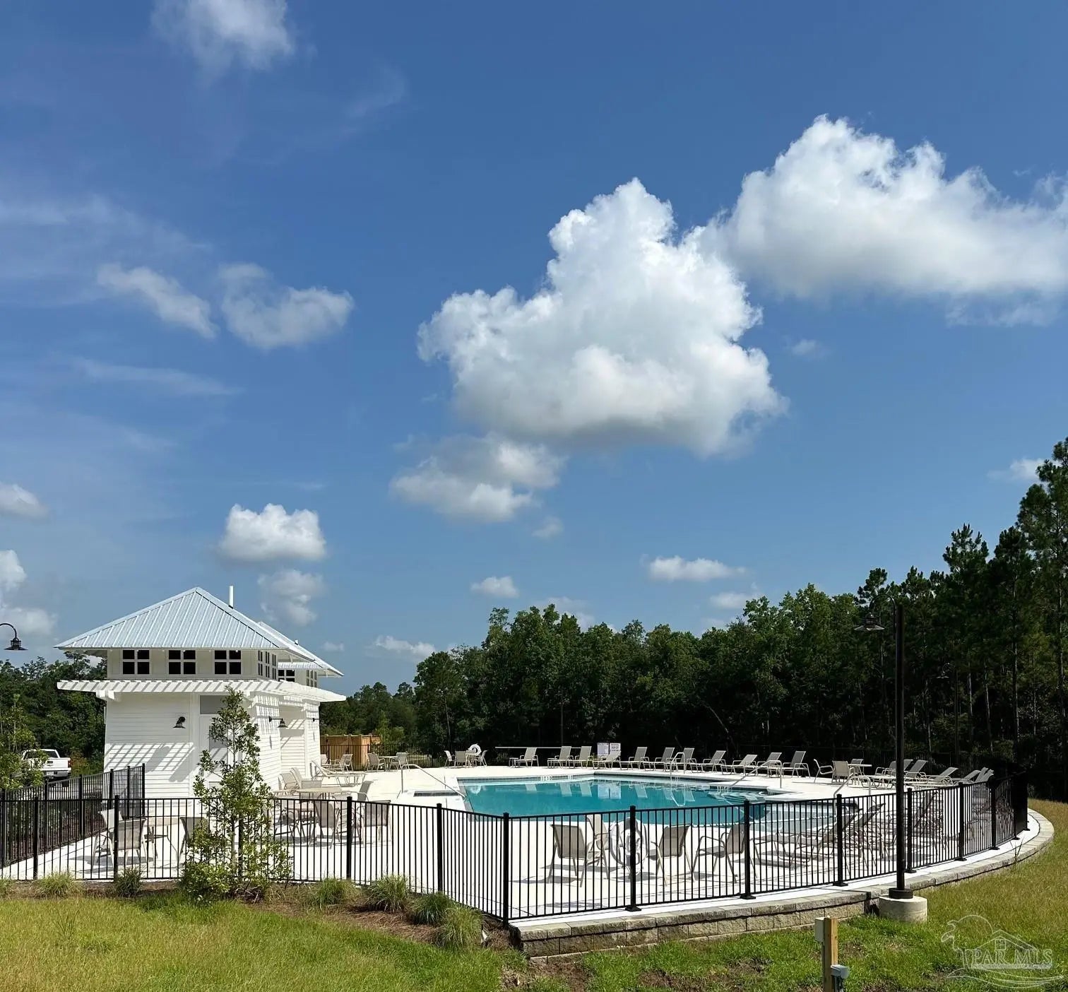 Photo of Listing #680020