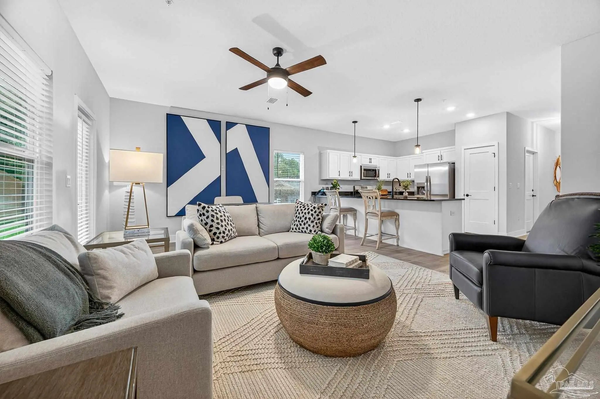 Photo of Listing #679484