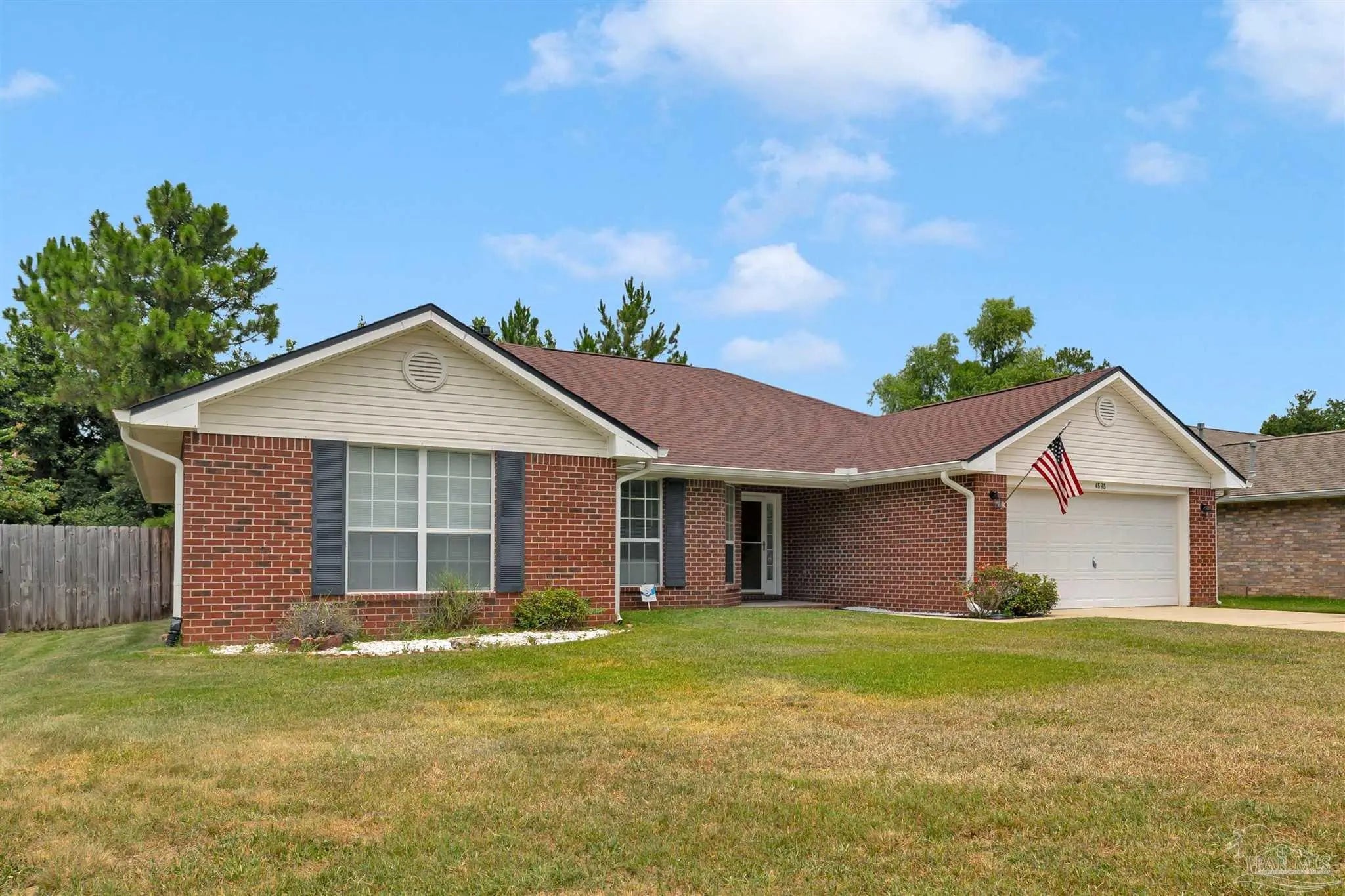 Photo of Listing #668151