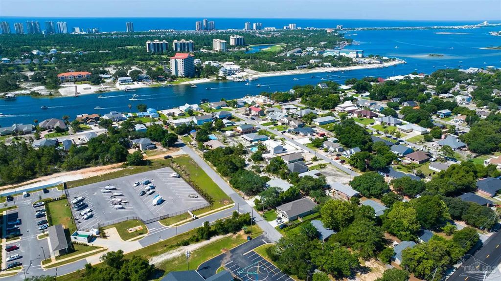 5700 Monterey Ave, Pensacola