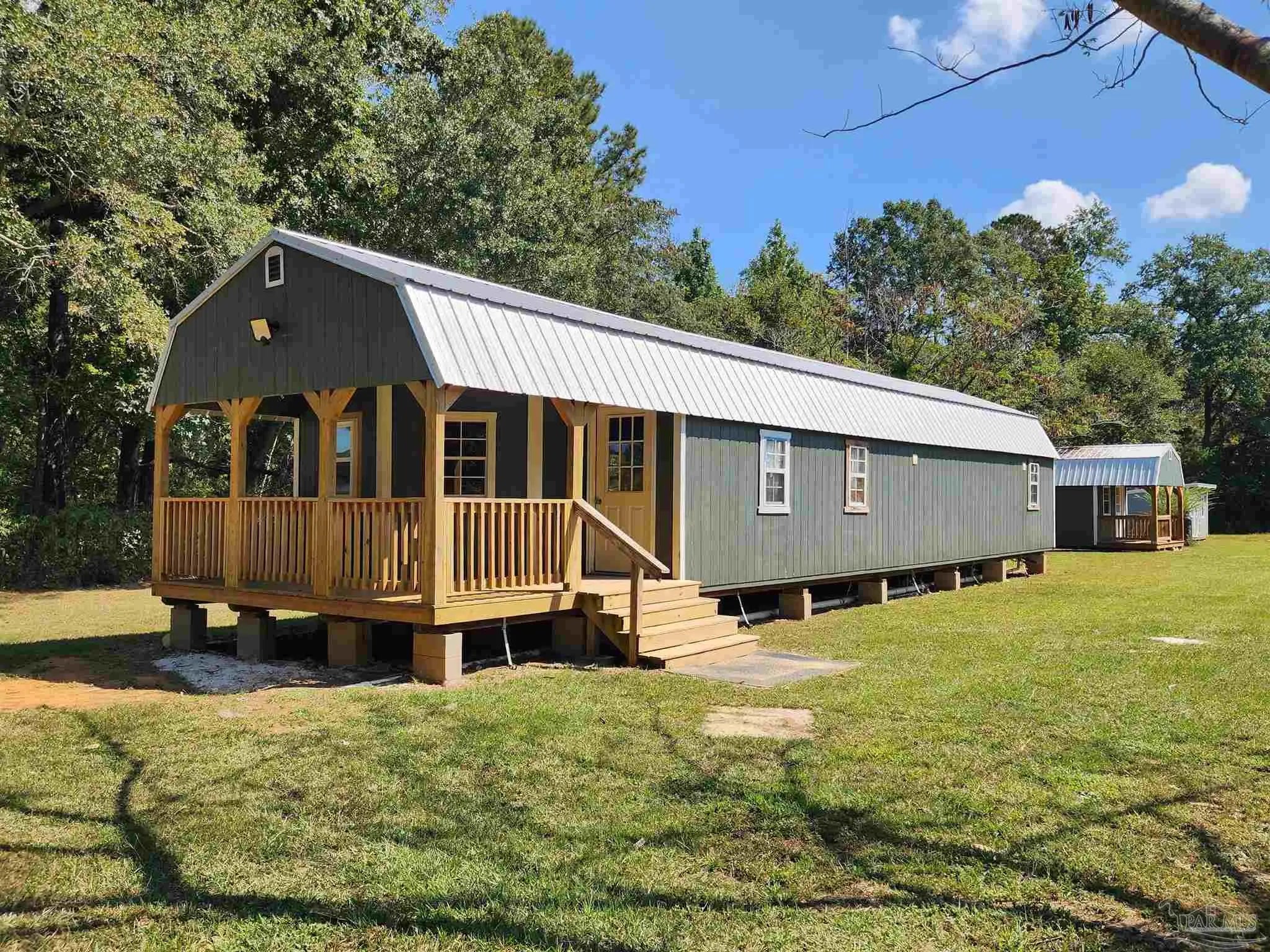 Photo of Listing #671125