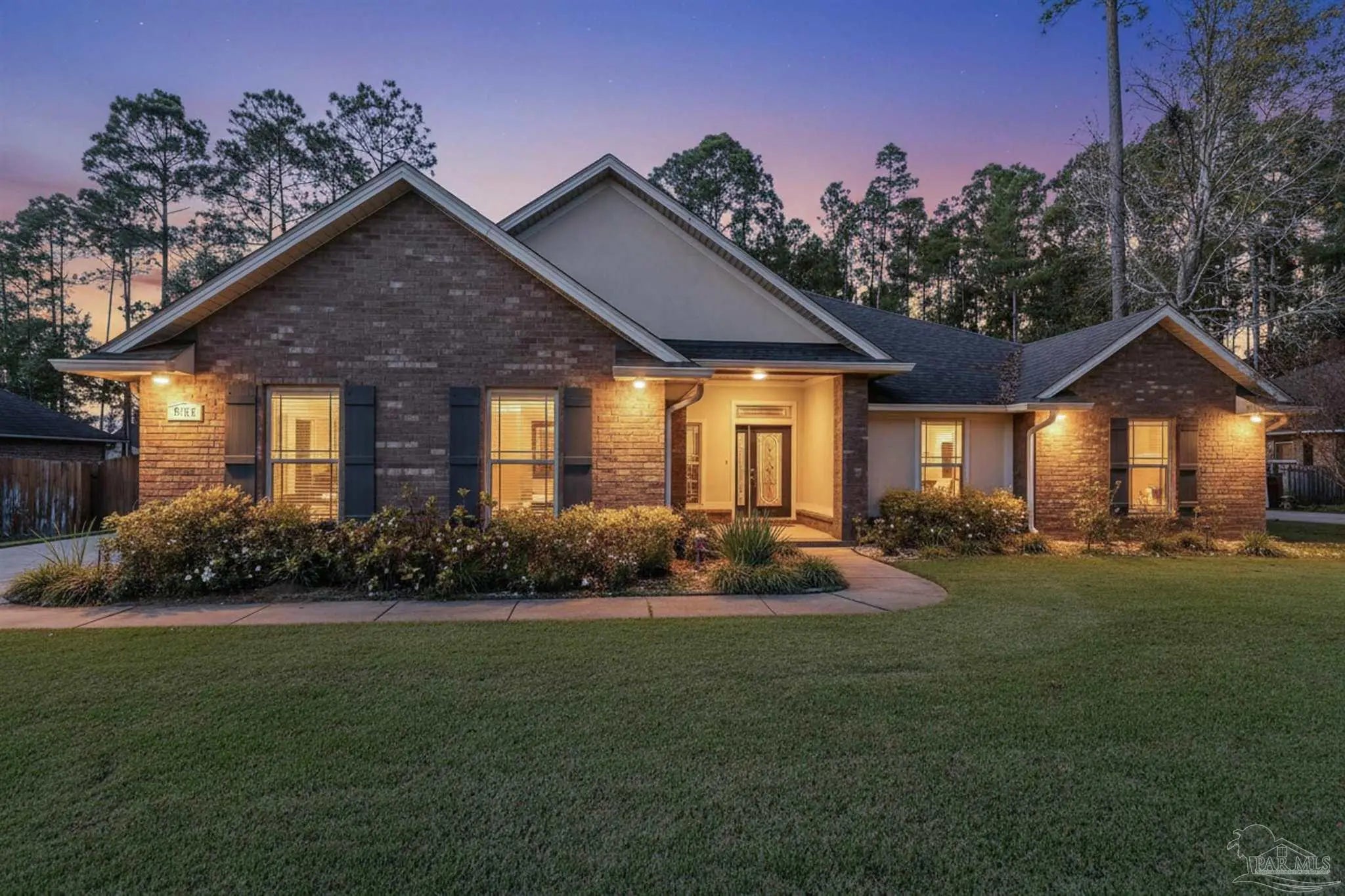 Photo of Listing #674528