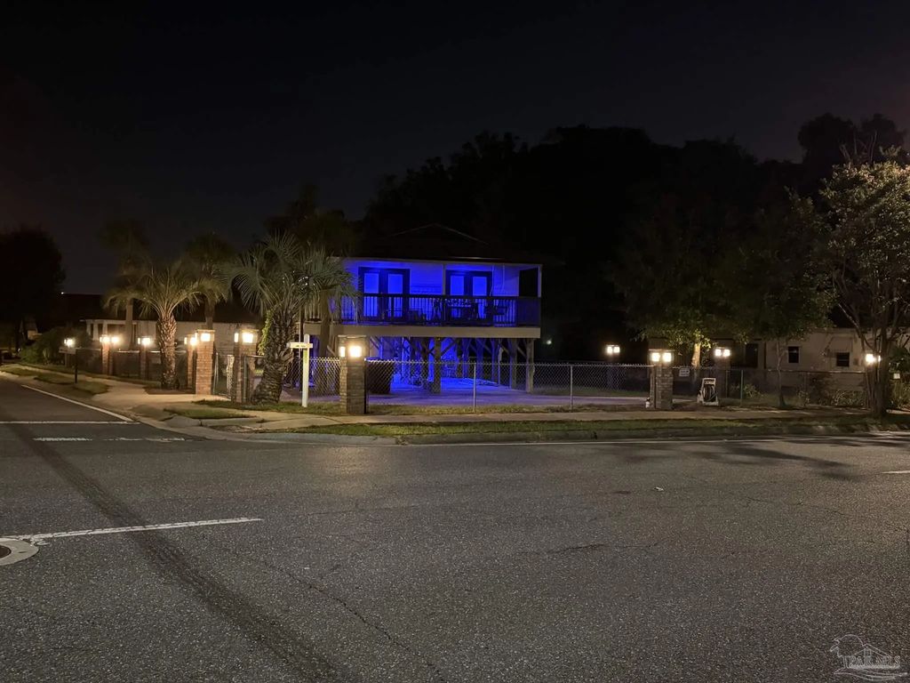320 E Mallory St, Pensacola
