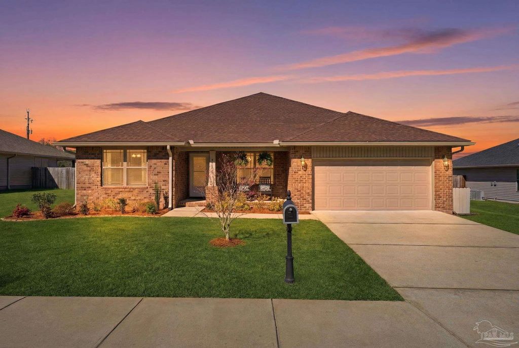 6022 Willsey Trl, Crestview