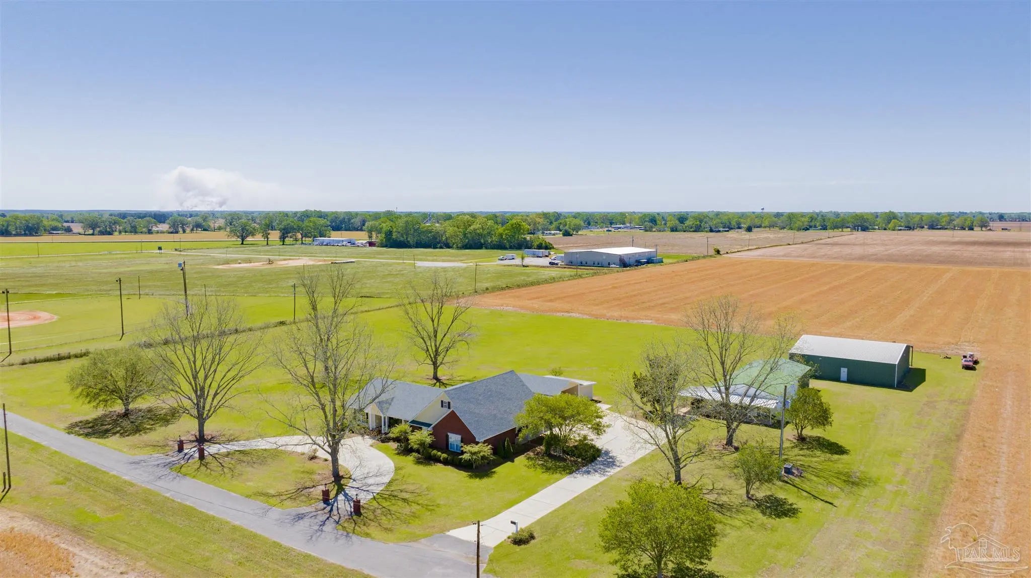 Photo of Listing #661696