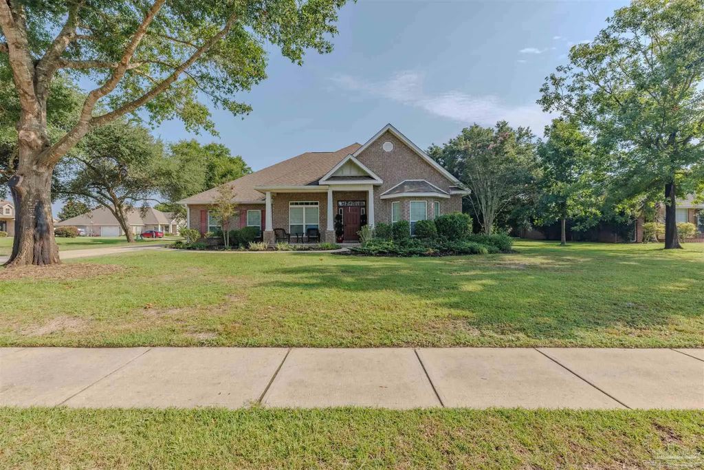 4230 Essex Terrace Cir, Pace