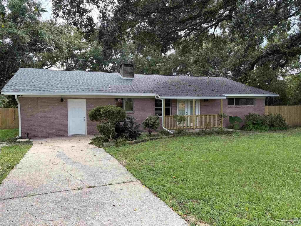 20 Sioux Trl, Pensacola