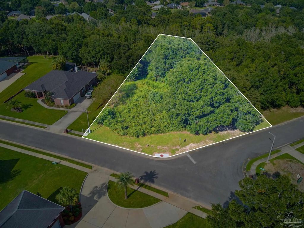 5900 Blk Cromwell Dr, Pace