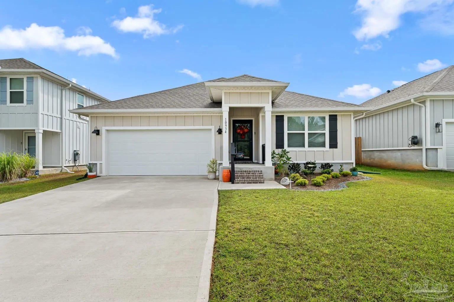 Photo of Listing #671473