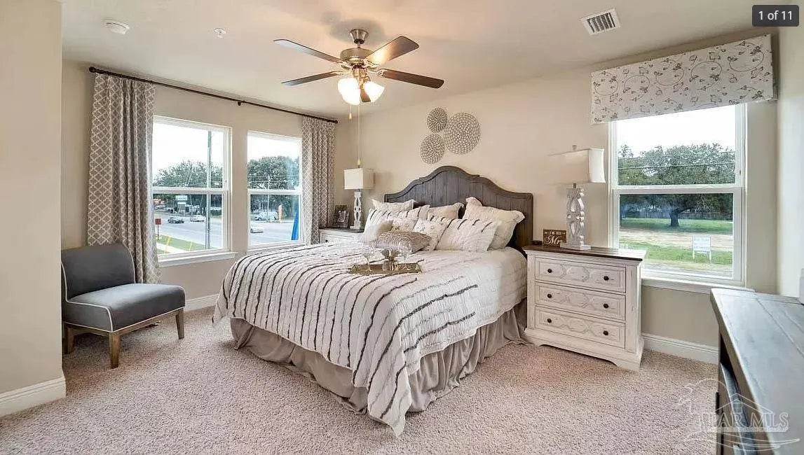 Photo of Listing #677961