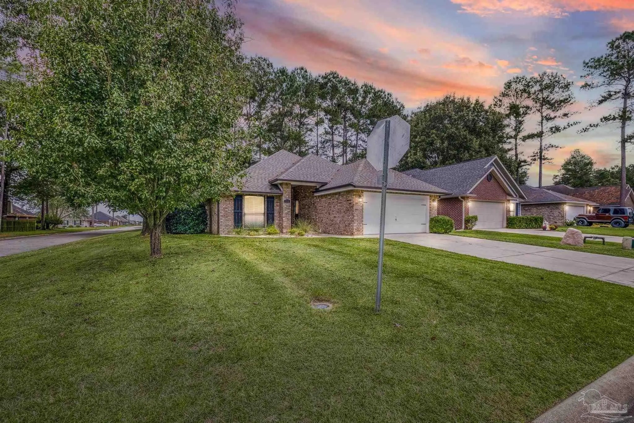 Photo of Listing #672113