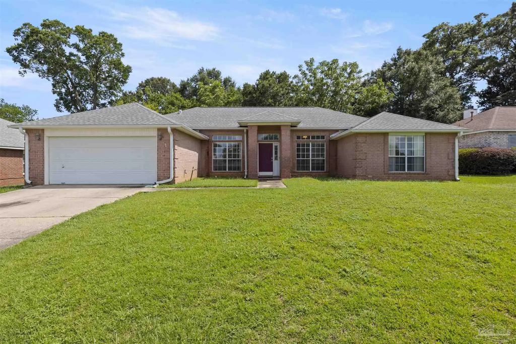 3045 Red Fern Rd, Cantonment