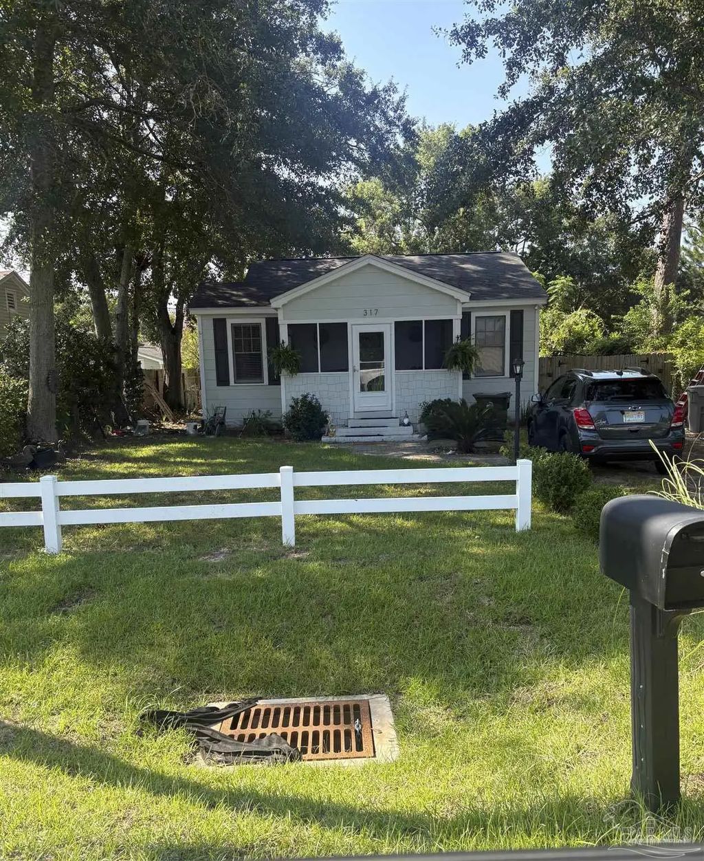 317 E Winthrop Ave, Pensacola