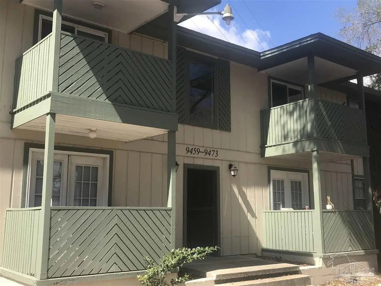 Photo of Listing #675815