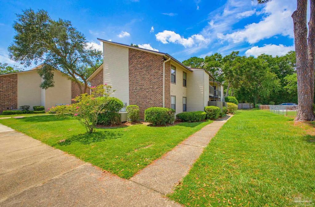 2201 Scenic Hwy #i-5, Pensacola