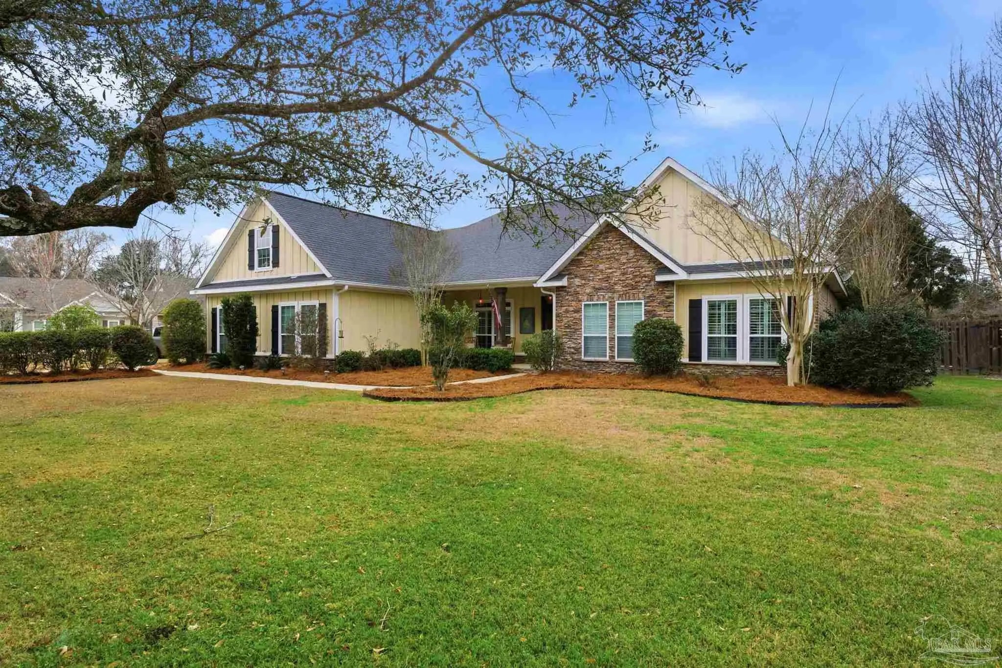 Photo of Listing #676944