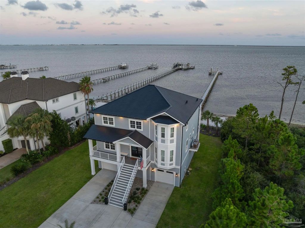 1610 Winding Shore Dr, Gulf Breeze