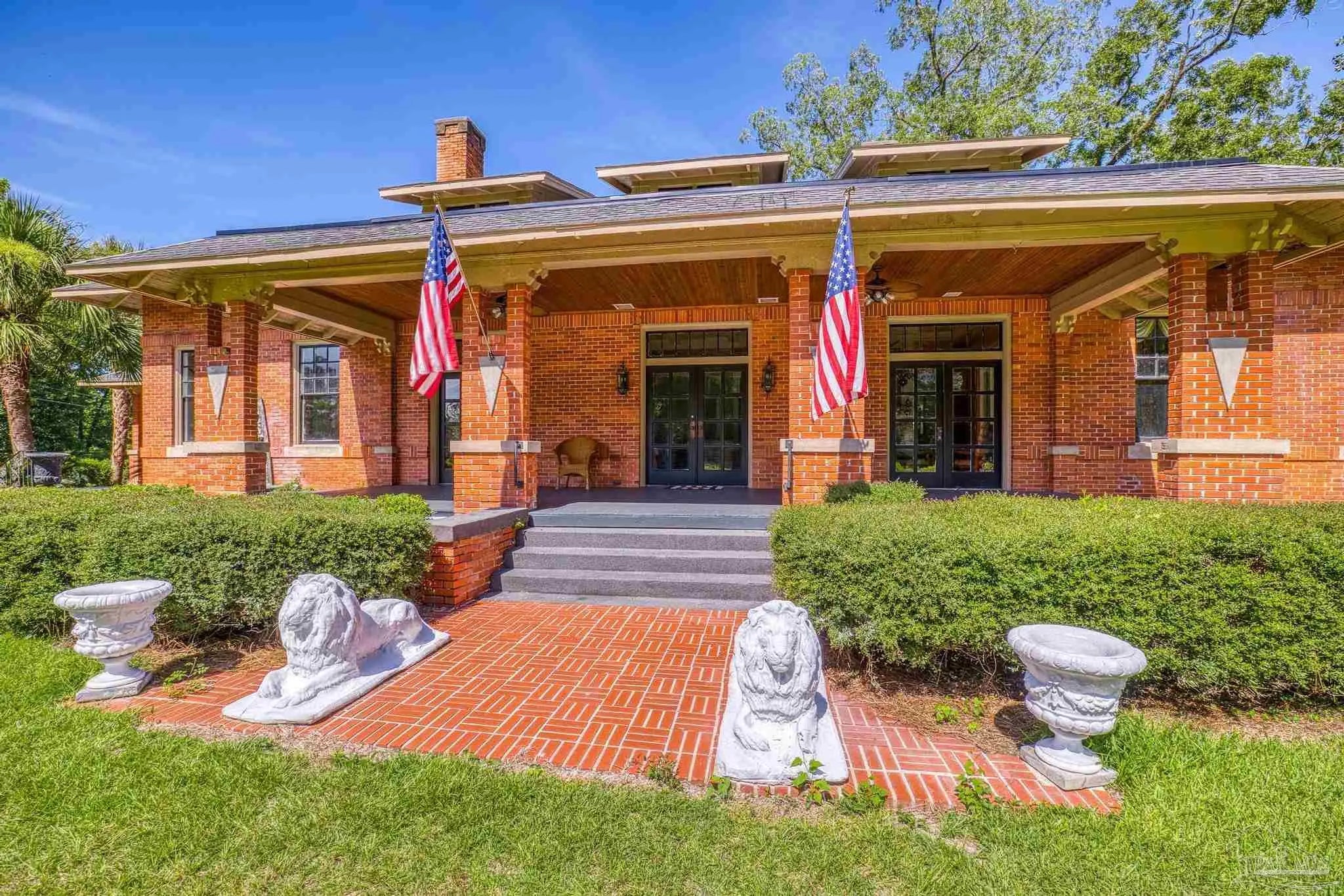 Photo of Listing #679441