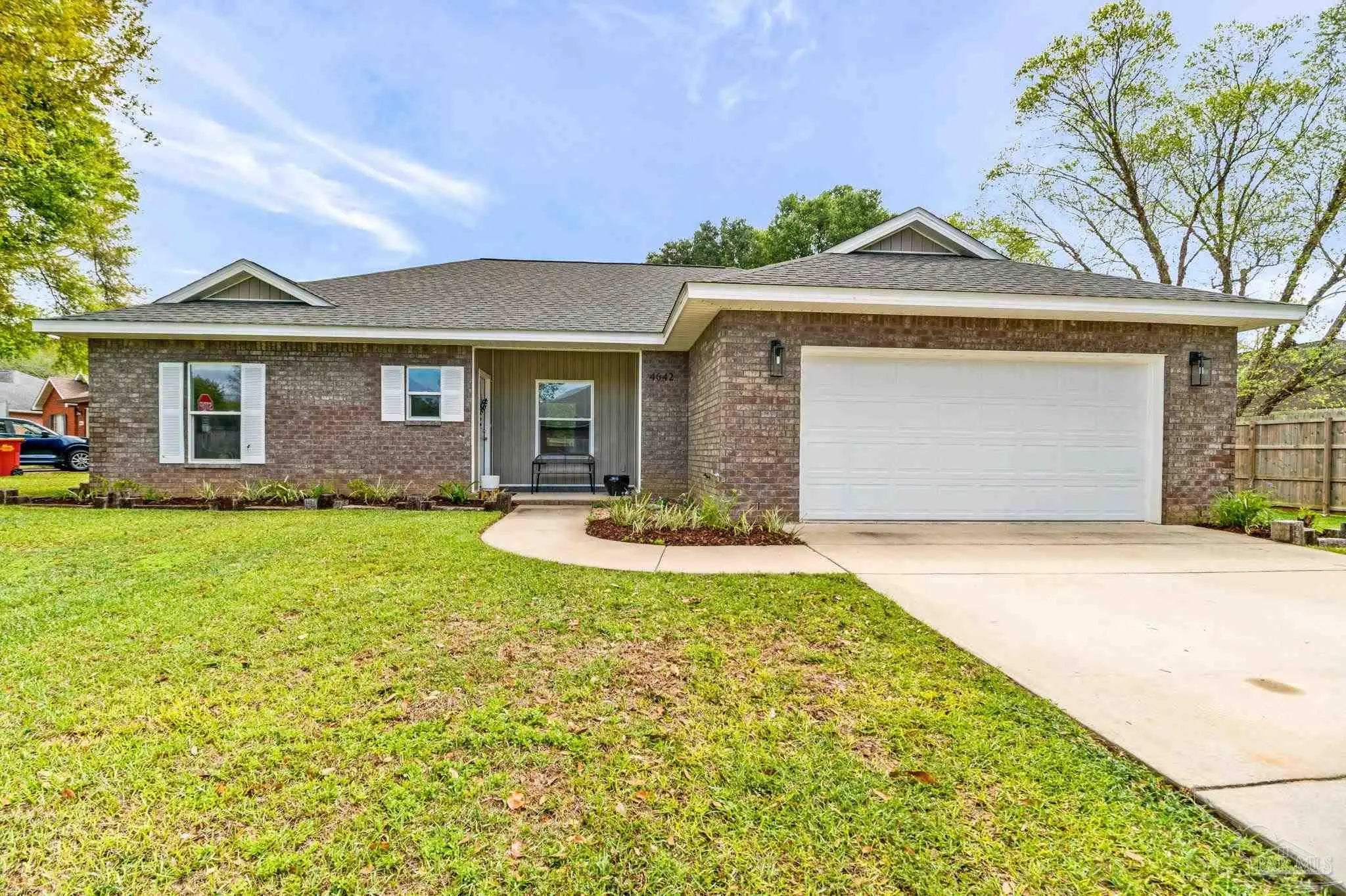 Photo of Listing #679829