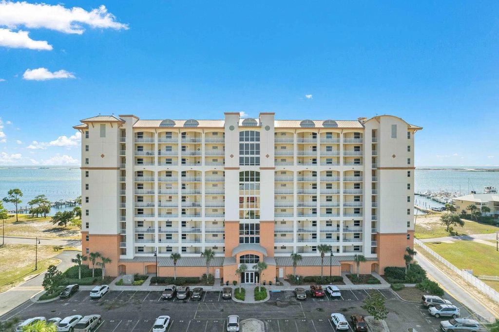10099 Nelle Ave #303, Pensacola