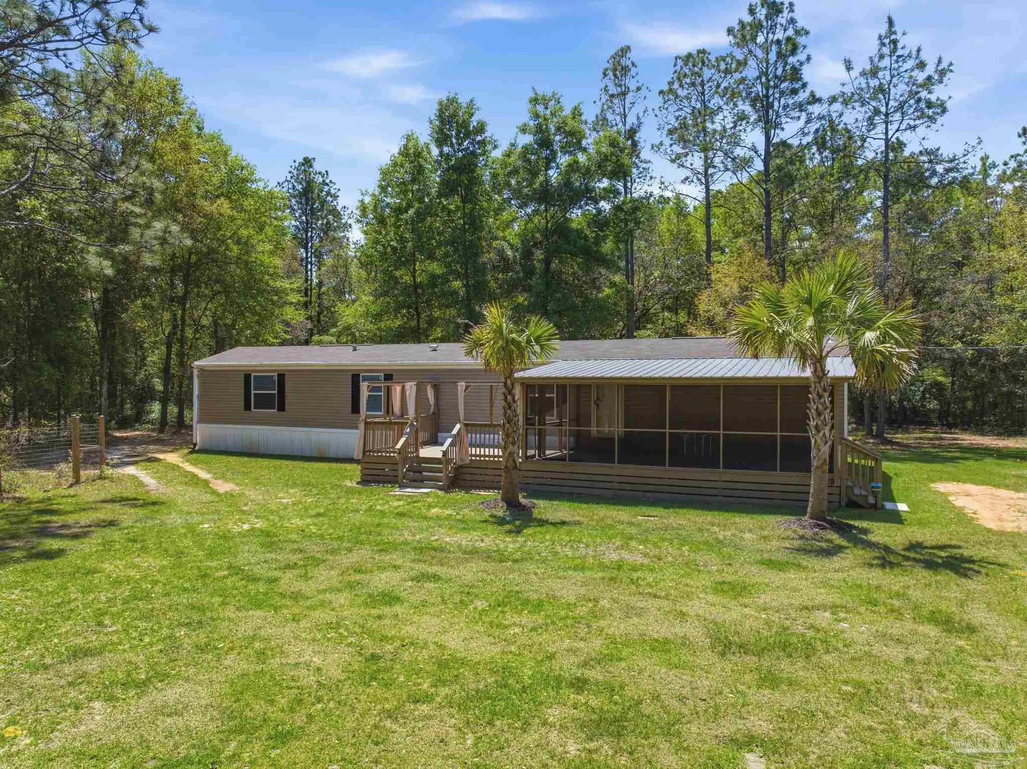 Photo of Listing #680772