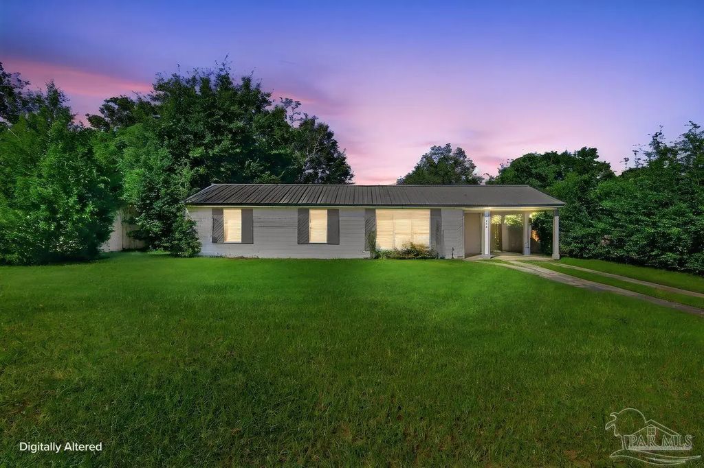 208 Topaz Ave, Pensacola