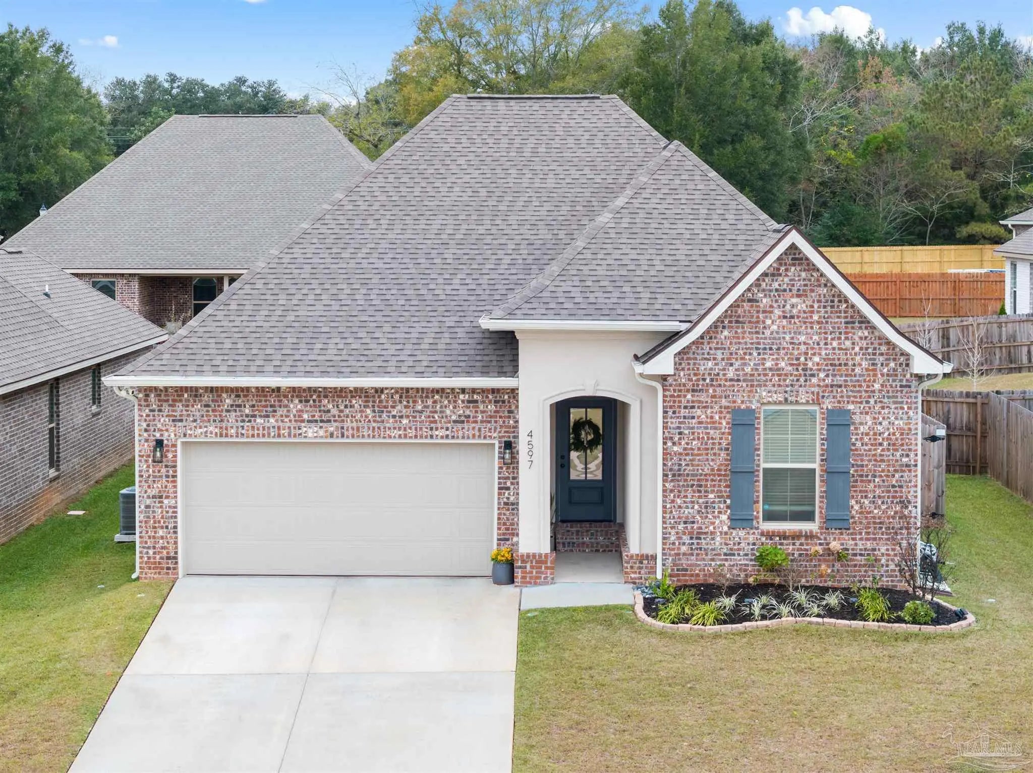 Photo of Listing #674538