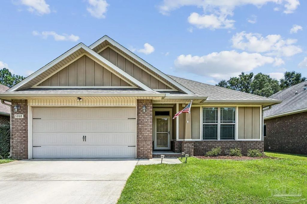 5208 Parkside Dr, Pace