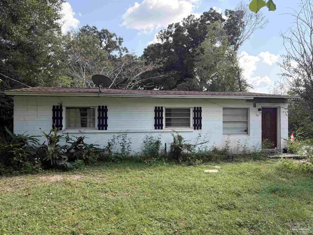 134 Garfield Dr, Pensacola