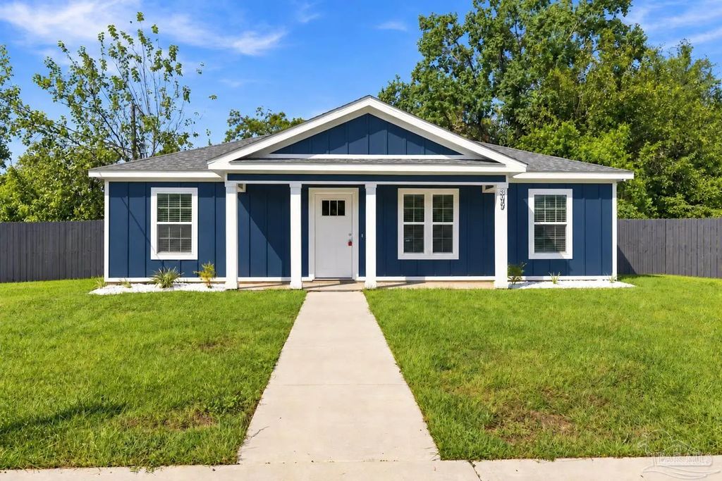 3017 Berwick St, Pensacola