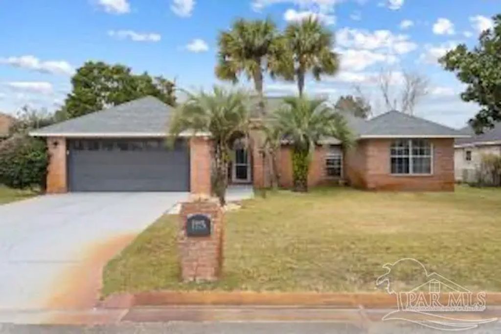 1929 Jessica Way, Navarre