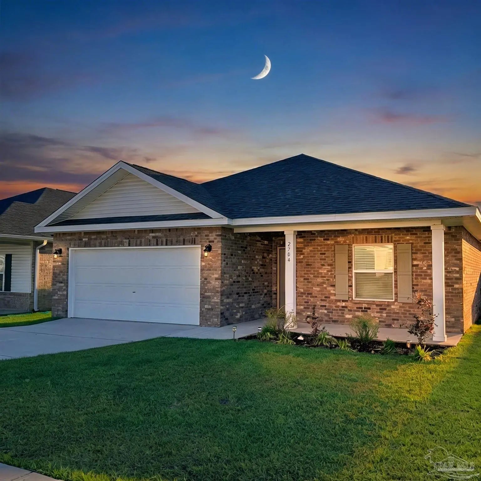 Photo of Listing #680603