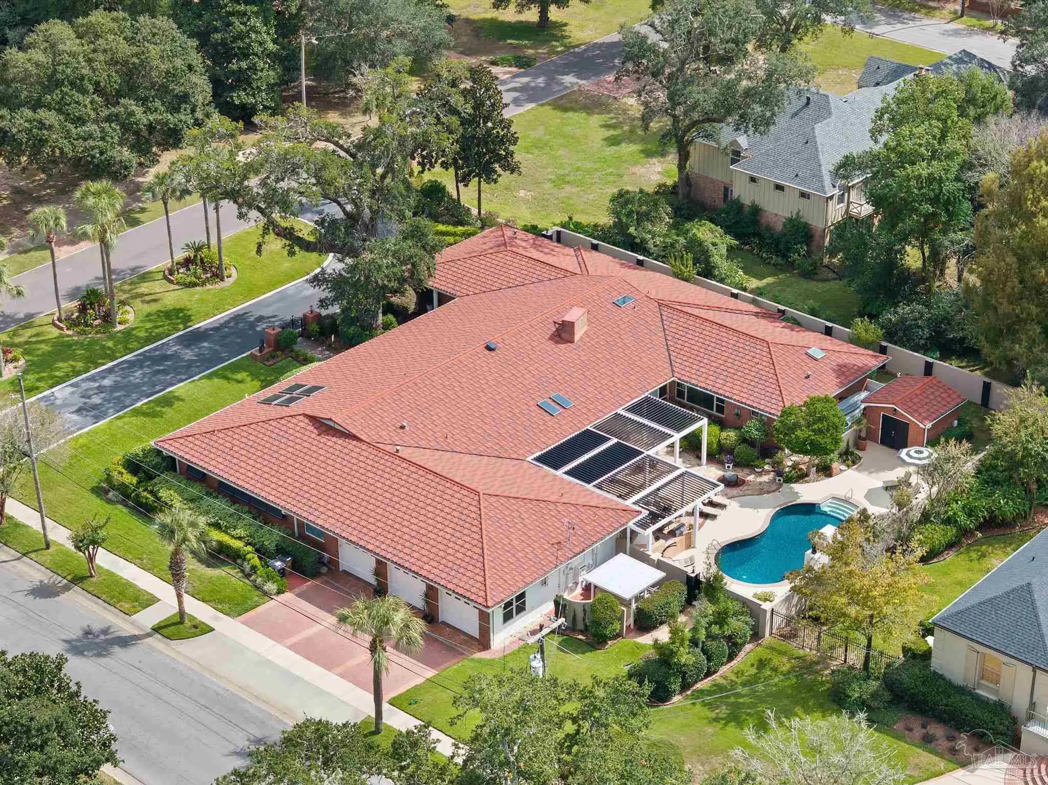 Photo of Listing #672944