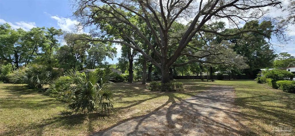 401 N 65th Ave, Pensacola