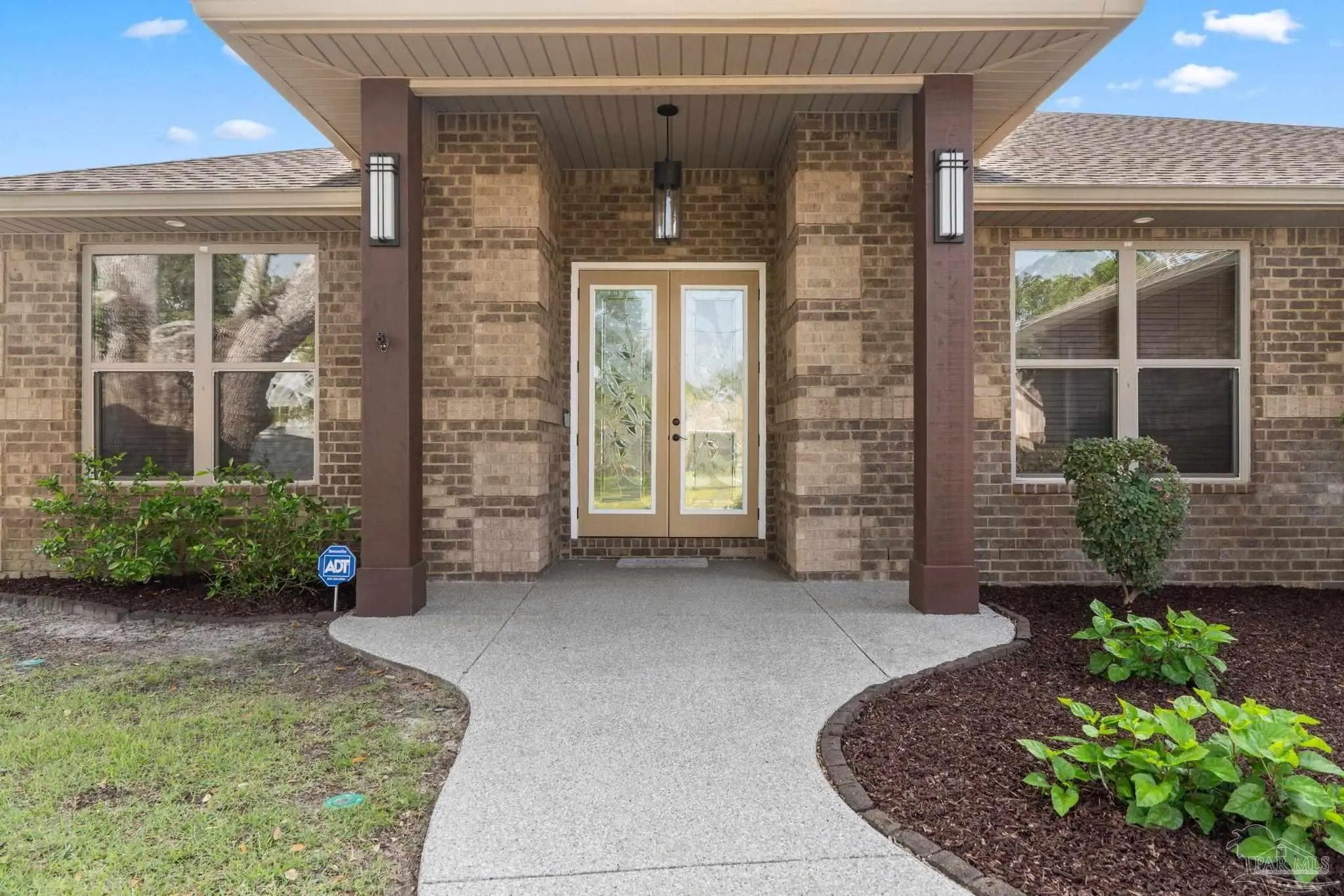 Photo of Listing #674329