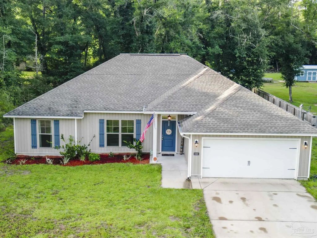 5682 Forest Hills Ln, Milton