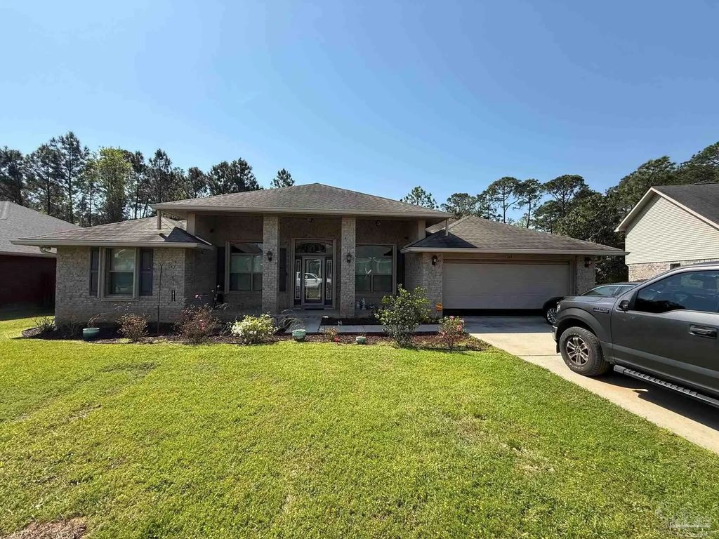 243 Tree Swallow Dr, Pensacola