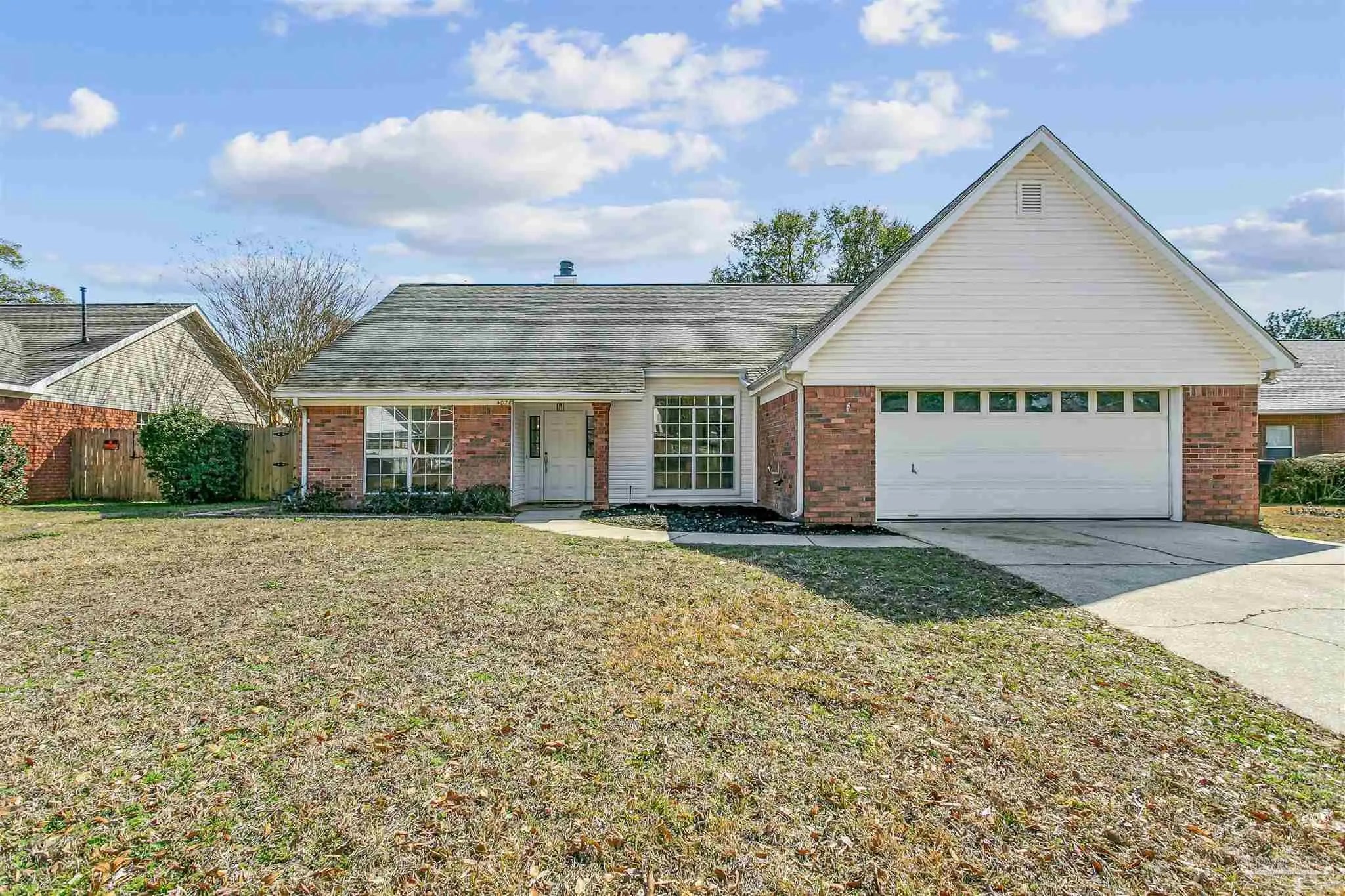 Photo of Listing #677303