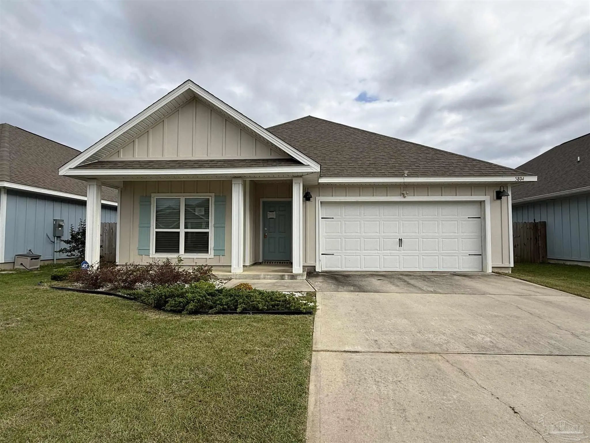 Photo of Listing #680686