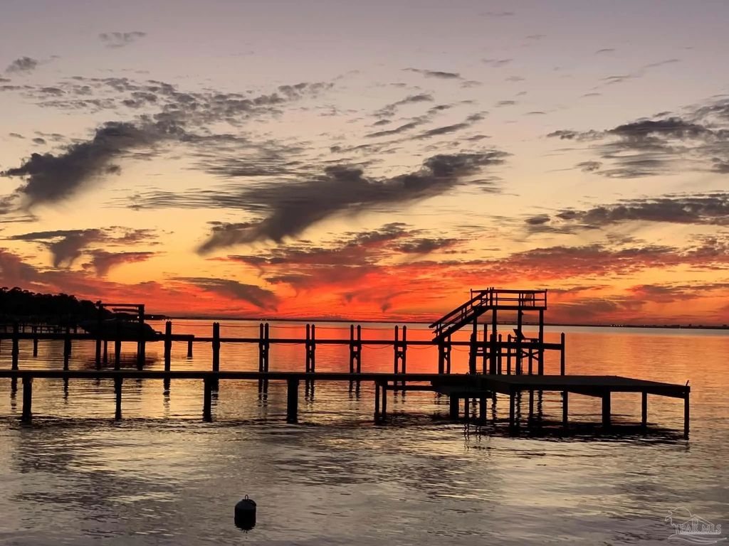2952 Coral Strip Pkwy, Gulf Breeze