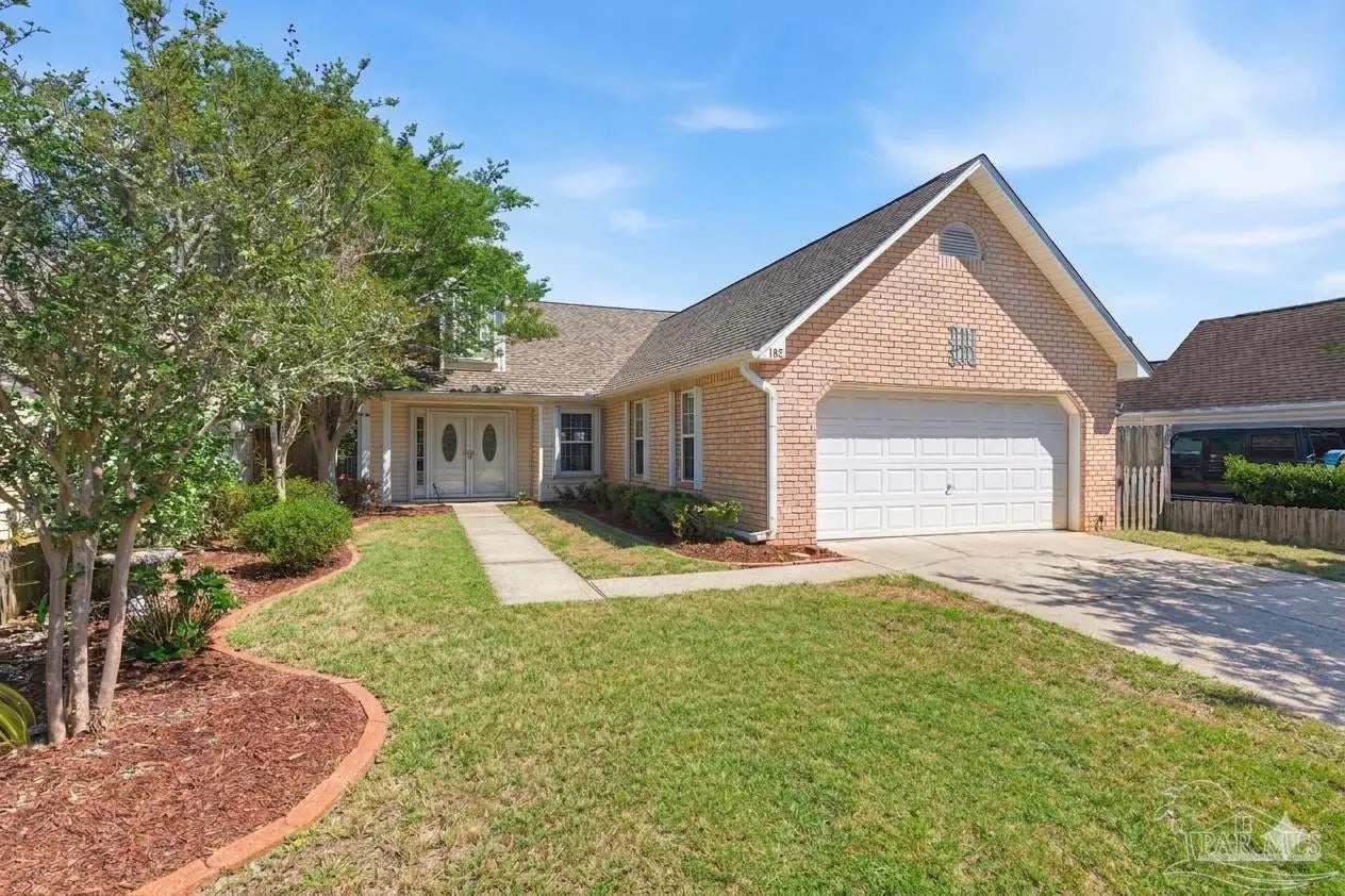 Photo of Listing #680738